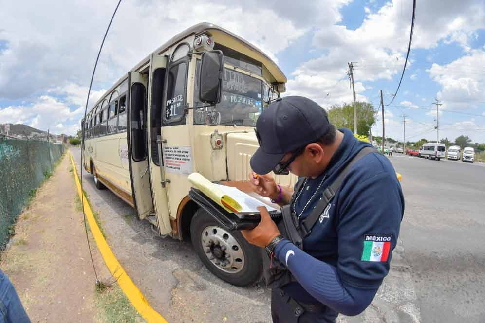 Inicia operativo especial de regularización del transporte público en la capital