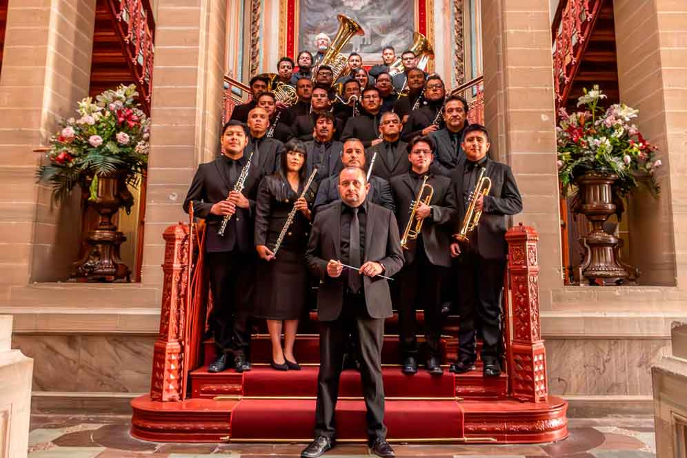 Presentación del espectáculo musical e interdisciplinario "El mundo de Gabilondo Soler" a cargo de la Banda de Música del Estado de Guanajuato.
